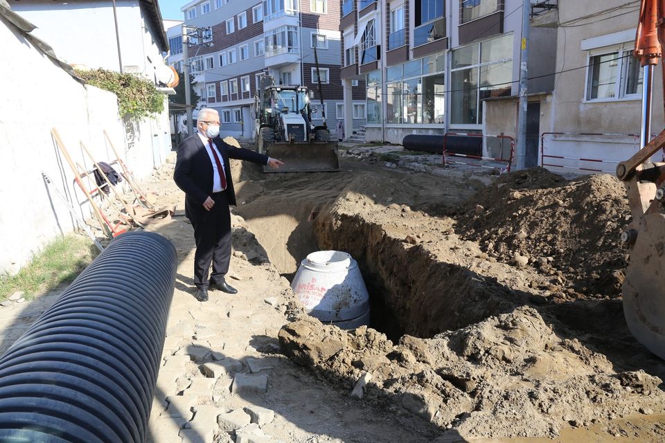 Burhaniye Belediye Başkanı Ali Kemal Deveciler “Çay Caddesi Su Taşkınlarından Kurtulacak” (3)