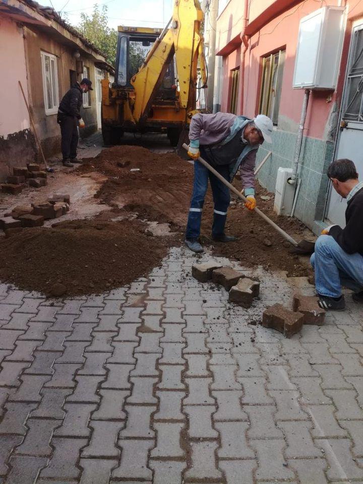 Gönen’de Yol Yapım Çalışmaları Devam Ediyor (4)