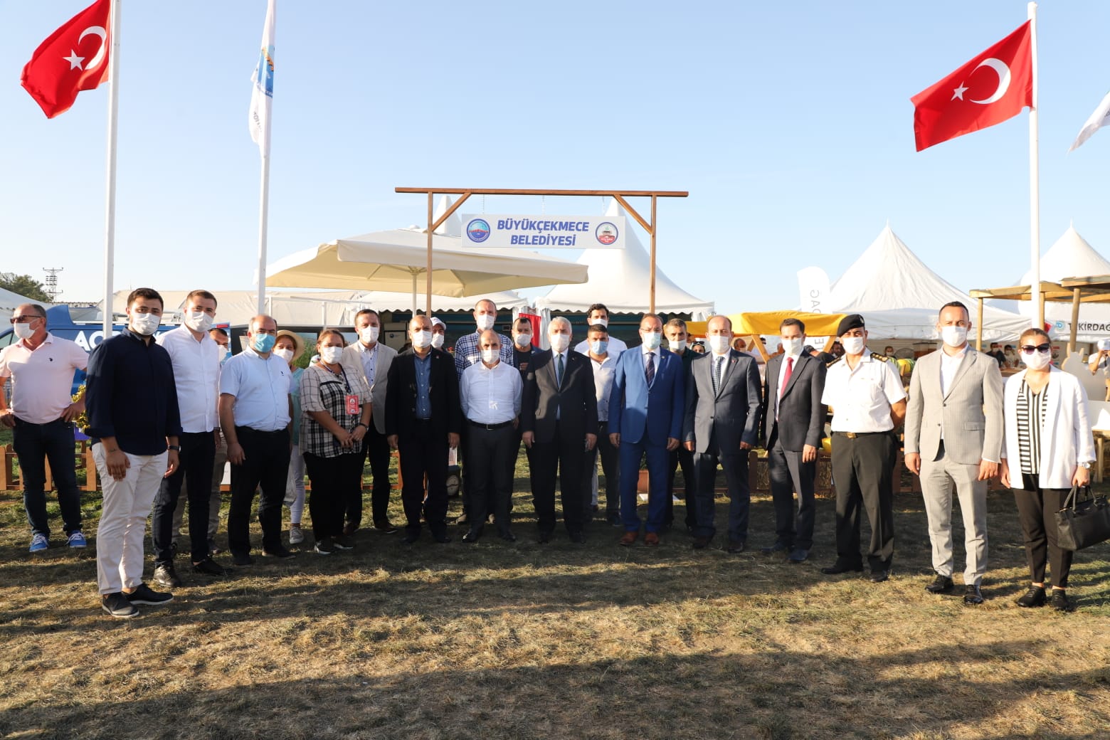 buyukcekmece-belediyesi-ciftcinin-yaninda-olmaya-devam-ediyor (3)
