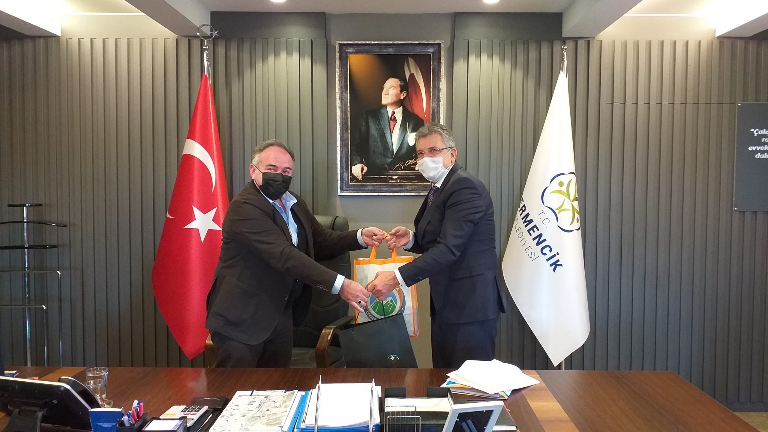 Germencik Belediye Başkanı Fuat Öndeş’i Makamında Ziyaret Ettik (4)