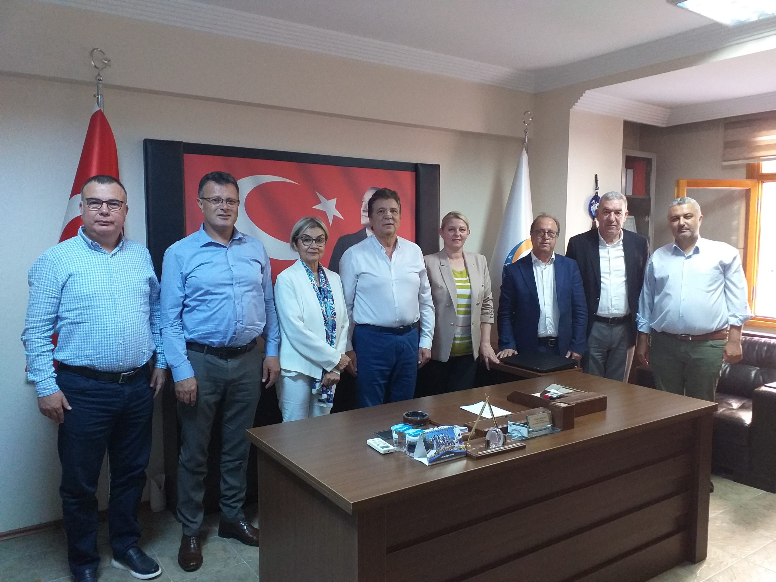 Encümen Üyelerimizden Birlik Başkanımıza Geçmiş Olsun Ziyareti